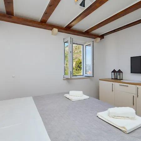 Apartment Bay Hill *