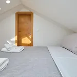 Apartamento Bay Hill Mlini