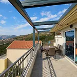 Apartamento Bay Hill Mlini