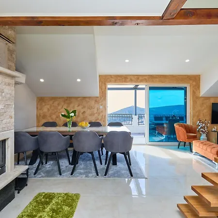 Apartment Bay Hill *