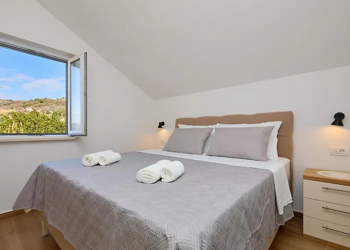 Апартаменты Bay Hill *